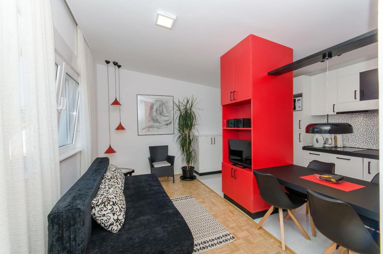 Apartment Sreta Omiš Exteriér fotografie