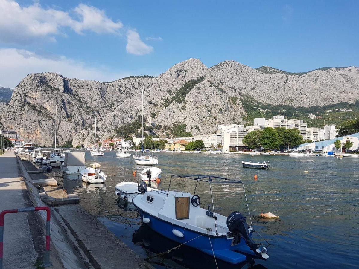 Apartment Sreta Omiš Exteriér fotografie